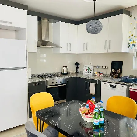 Aether Flats No7,old Town, Beach, Central, Netflix Apartment